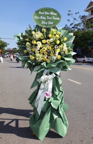 Kệ hoa khai trương, chúc mừng MS130