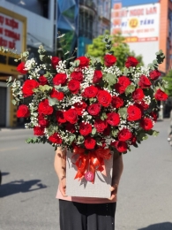 Hộp hoa, giỏ hoa chúc mừng hđ MS441