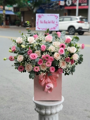 Hộp hoa, giỏ hoa chúc mừng MS310