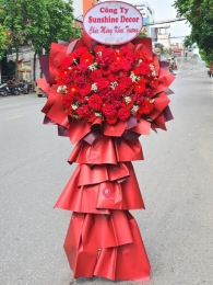 Kệ hoa khai trương, chúc mừng MS374