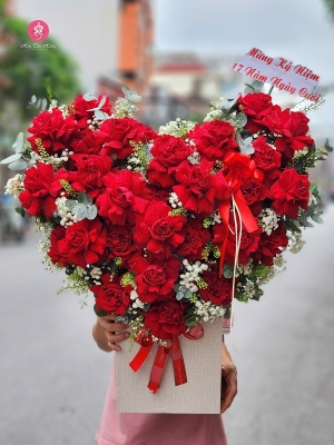Bình, hộp hồng đỏ MS82