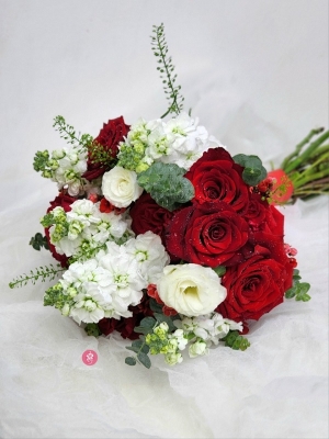 Hoa cầm tay cô dâu MS34