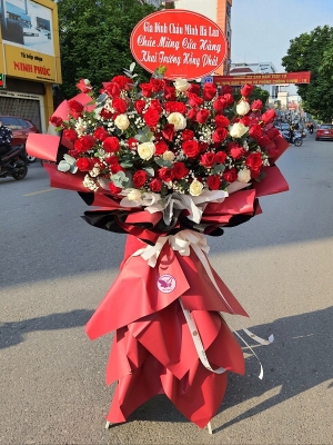 Kệ hoa khai trương, chúc mừng MS169