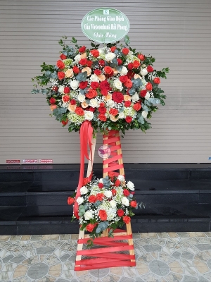 Kệ hoa khai trương, chúc mừng MS157