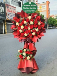 Kệ hoa khai trương, chúc mừng MS353