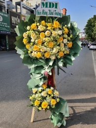 Kệ hoa khai trương, chúc mừng MS303