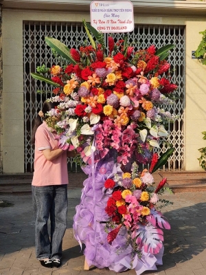Kệ hoa khai trương, chúc mừng MS391