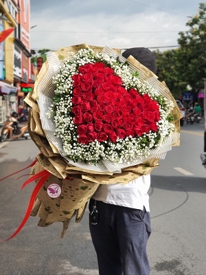 Bó hồng đỏ MS84