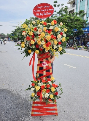 Kệ hoa khai trương, chúc mừng MS156