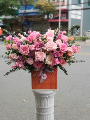 Hộp hoa, giỏ hoa chúc mừng MS58