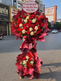 Kệ hoa khai trương, chúc mừng MS307