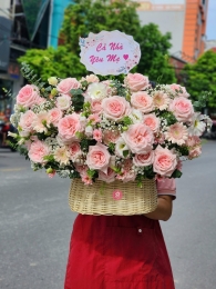 Hộp hoa, giỏ hoa chúc mừng MS512