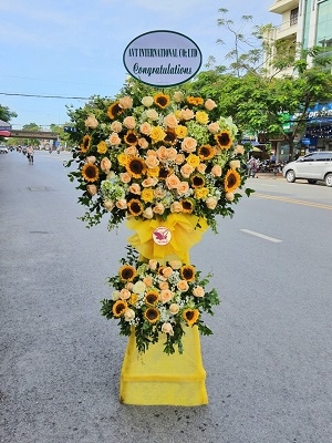 Kệ hoa khai trương, chúc mừng MS140