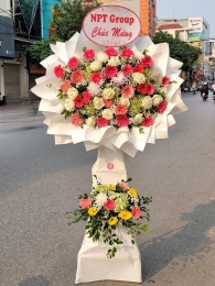 Kệ hoa khai trương, chúc mừng MS370