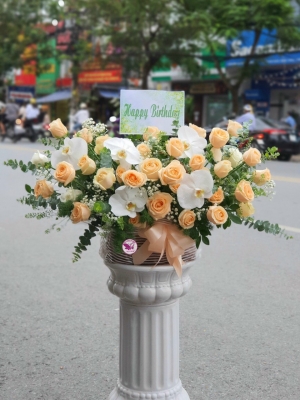 Hộp hoa, giỏ hoa chúc mừng MS272