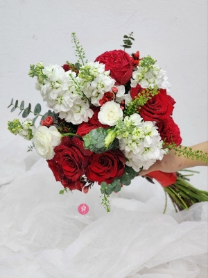 Hoa cầm tay cô dâu MS34