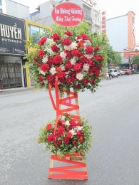 Kệ hoa khai trương, chúc mừng MS187